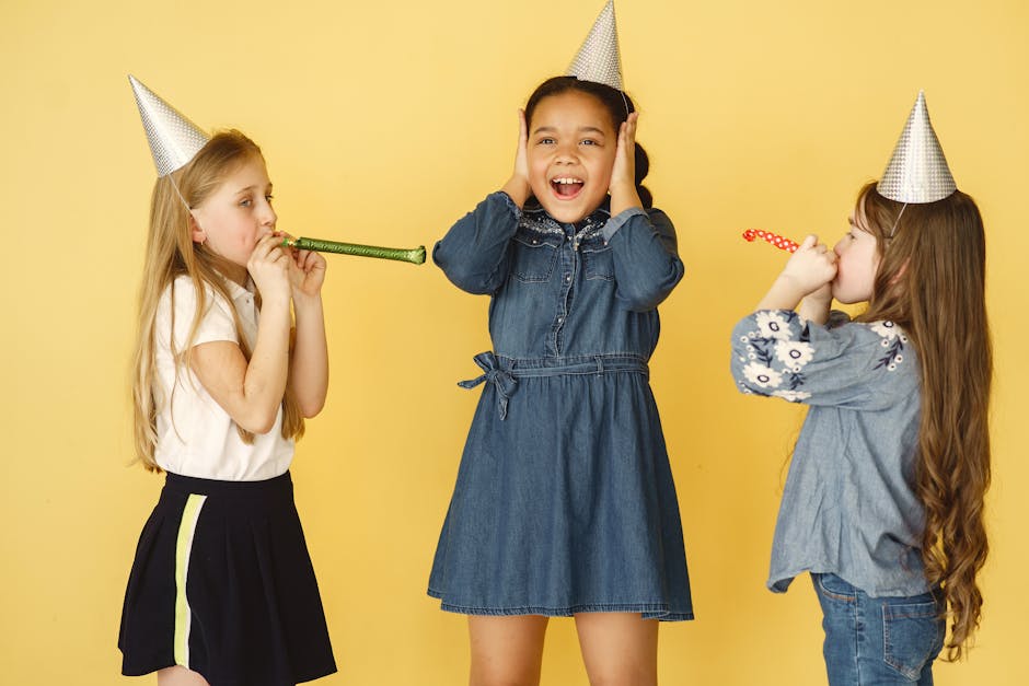 Cumpleaños infantiles: Guía de supervivencia para que tu hijo (y vos) no terminen colapsados por el ruido.