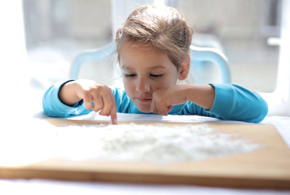 Terapias Ocupacionales vs. TCC: ¿Qué necesita realmente mi hijo en esta etapa de desarrollo?